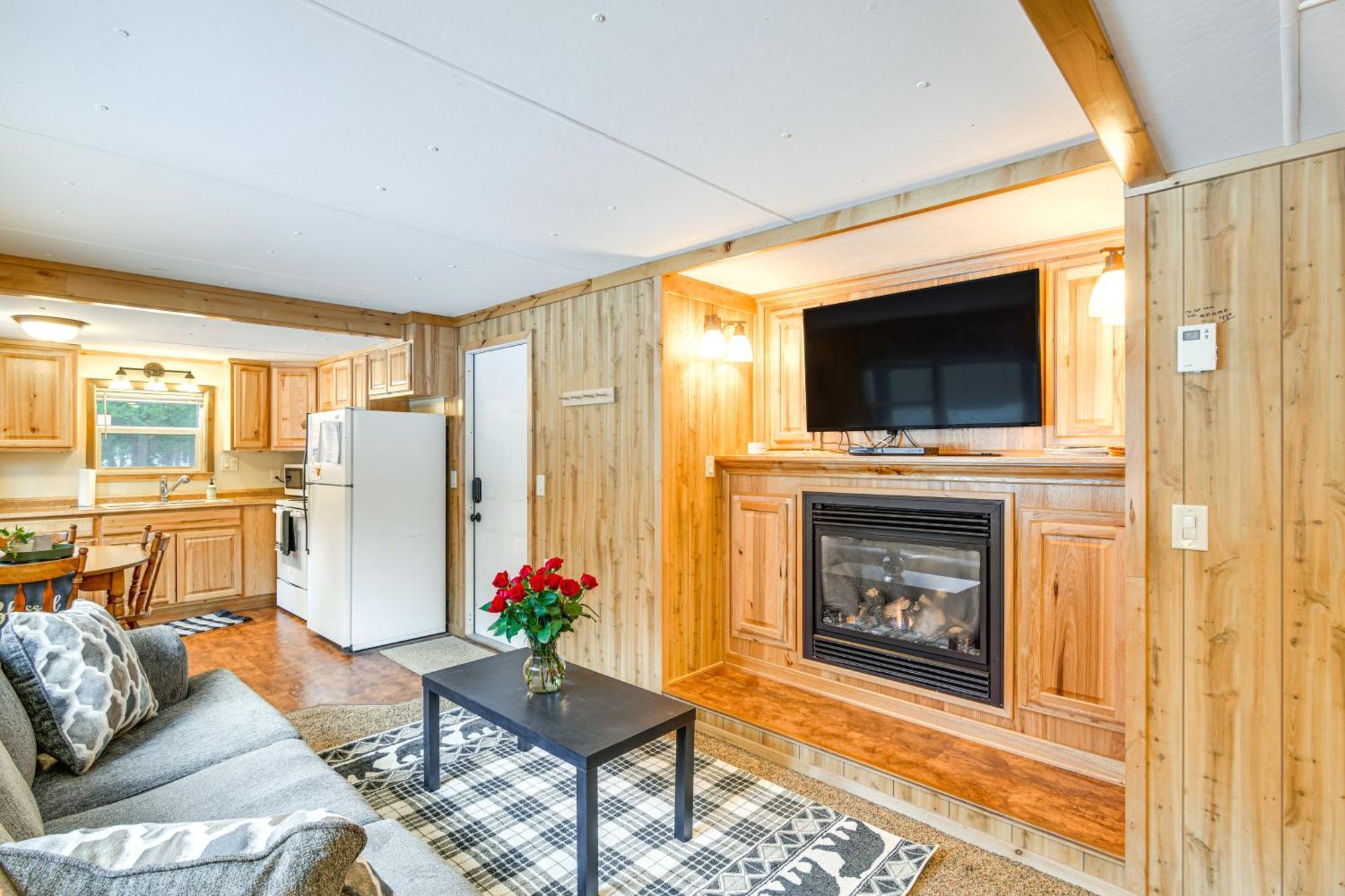 Island Park Cabin Near ATV Trails&Reservoir Extérieur photo