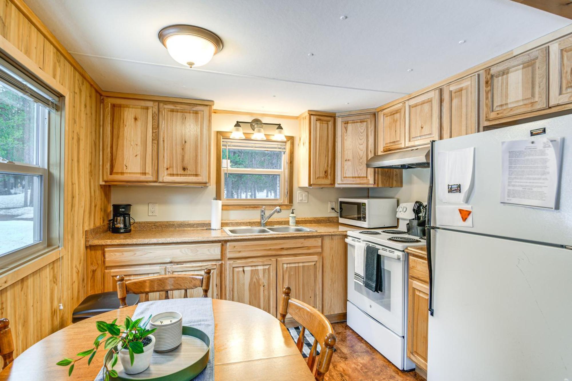 Island Park Cabin Near ATV Trails&Reservoir Extérieur photo