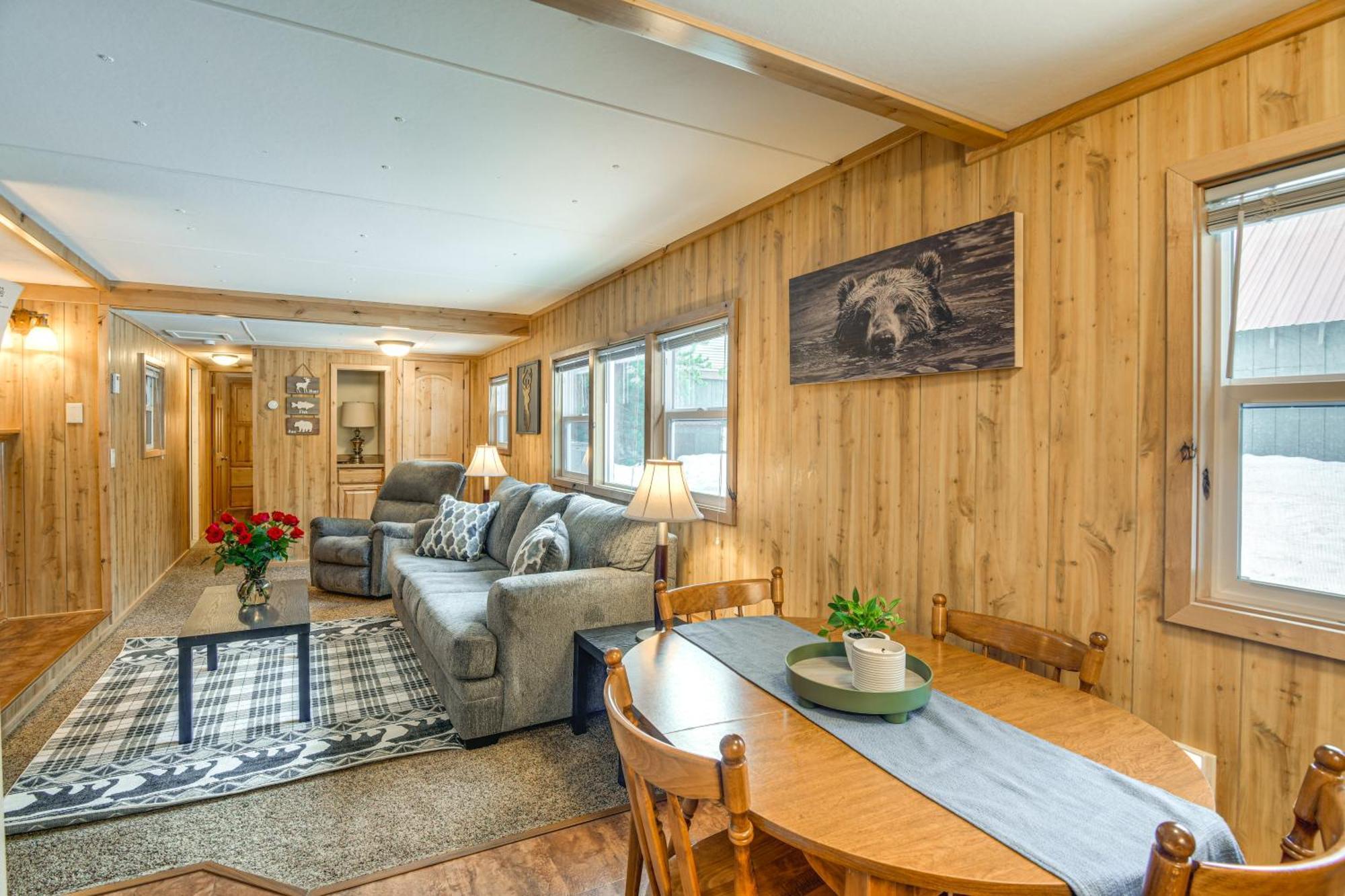 Island Park Cabin Near ATV Trails&Reservoir Extérieur photo